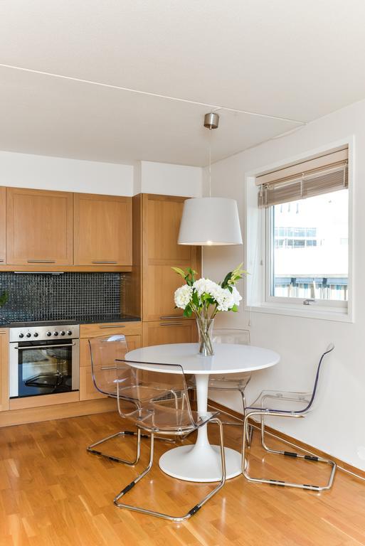 Forenom Serviced Apartments Oslo Aker Brygge Стая снимка